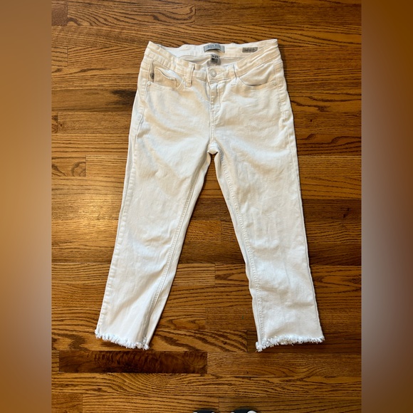 Judy Blue Denim - Just blue white cropped denim jeans, size 5/27